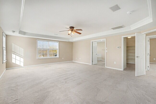 Building Photo - 9 Gallery Rd