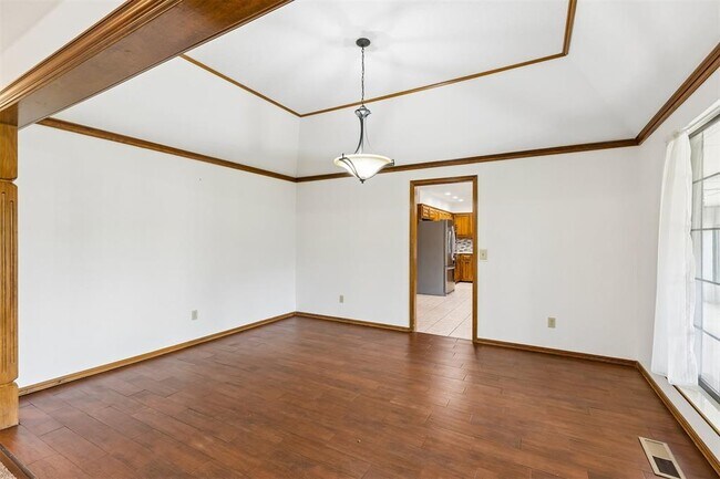 Building Photo - 2613 SW 112th St