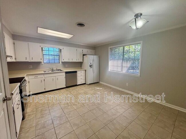 Building Photo - 4047 Indian Creek Rd