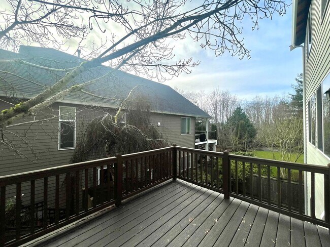 Building Photo - Charming Home in quiet Sunset Landing Community, Edmonds!