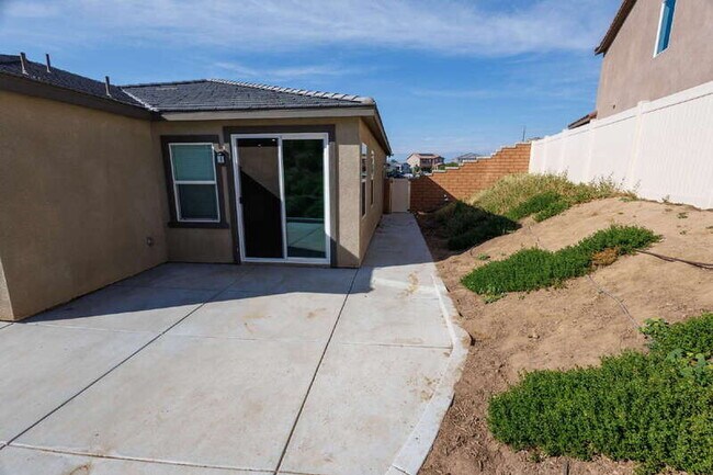 Building Photo - 19439 Seeding Palace Cir