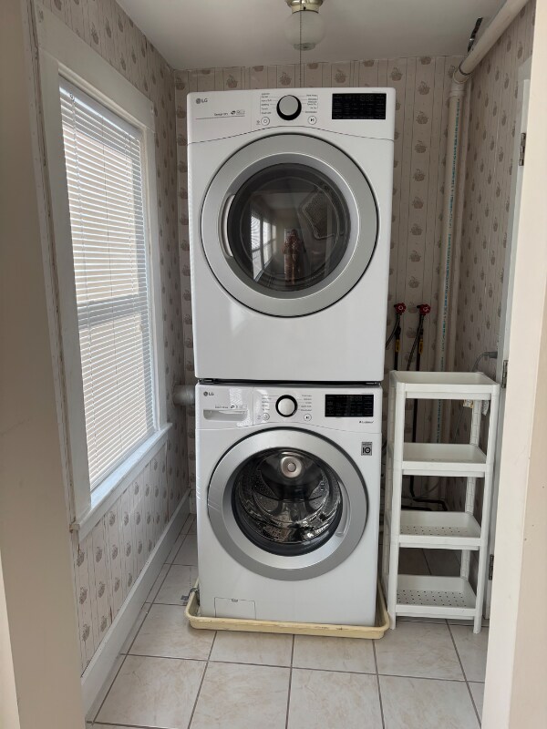 Building Photo - 251 Washington St