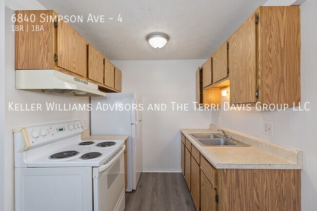 Building Photo - 6840 Simpson Ave