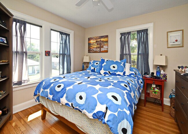 Building Photo - Renovated Home in the Heart of Orlando's M...