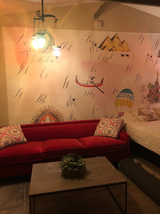 Building Photo - 7691 Hanna St