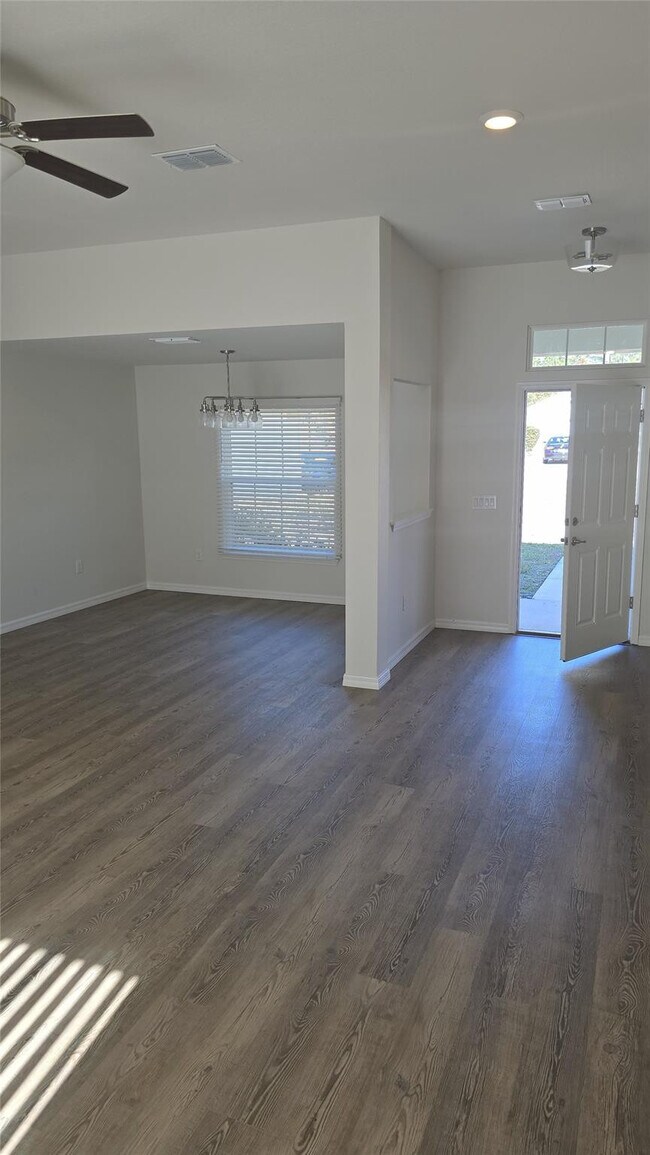 Building Photo - 8398 SW 138th Pl