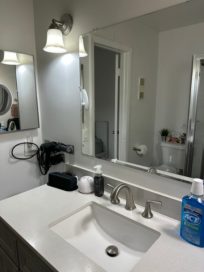 Building Photo - 13989 SW 94th Cir Ln