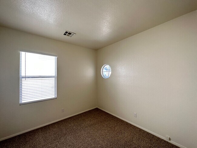 Building Photo - SANTA BARBARA AT SUMMERLIN