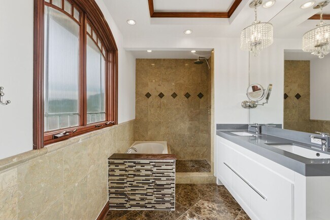 Building Photo - Exceptional Home in the Back of the Valley, Pacifica