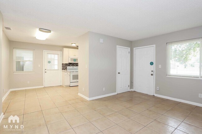 Building Photo - 1825 Fouraker Rd