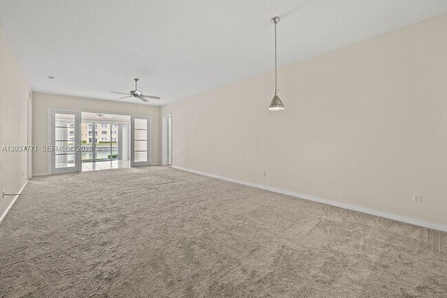 Building Photo - 17 Harbour Isle Dr W