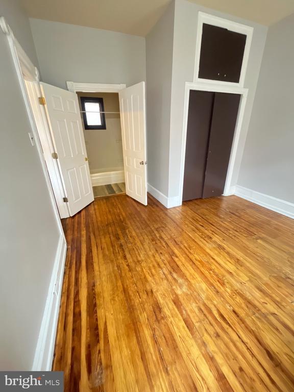 Building Photo - 79 N Evans St