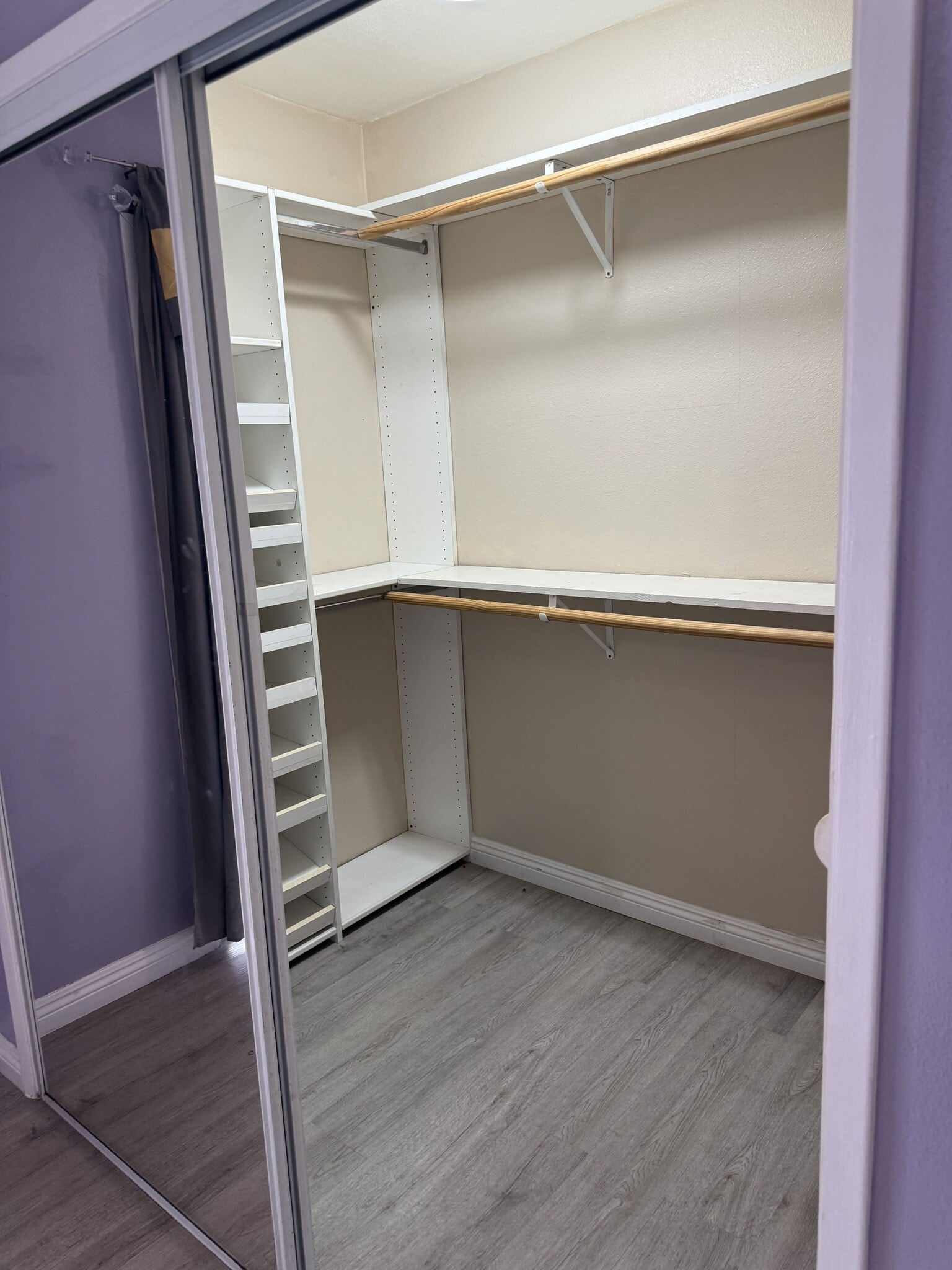 Building Photo - 665 Larimore Ave