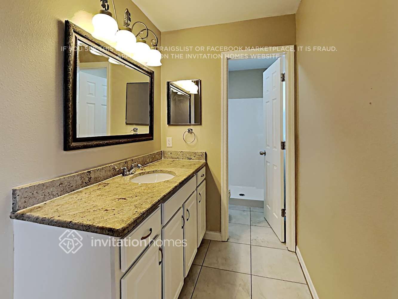 Building Photo - 12741 Kings Lake Dr