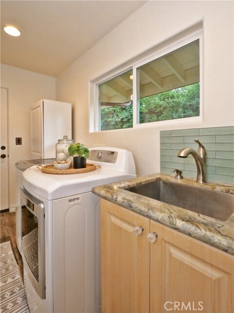 Building Photo - 30256 Avenida Selecta