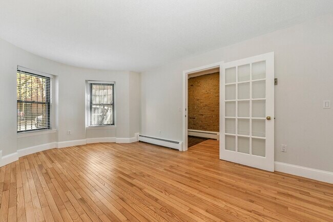 Building Photo - 97 Appleton St