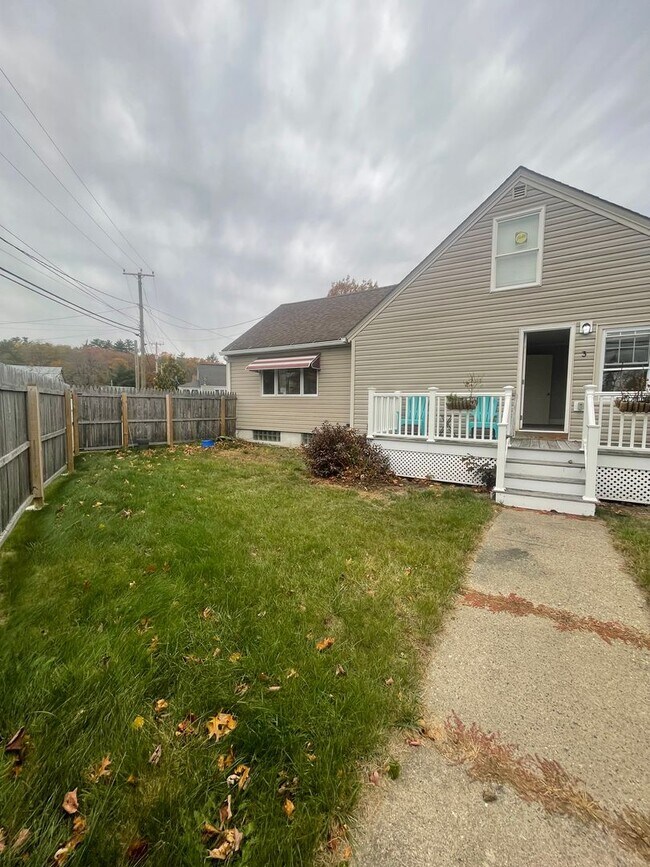 Building Photo - 3 Hanson Ridge Rd