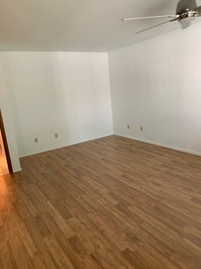 Building Photo - COMING SOON! Spacious 3 Bed 2 Bath Home w/ Private Pool!