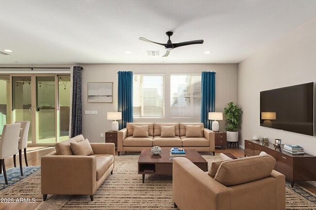 Building Photo - 3917 E Megan St