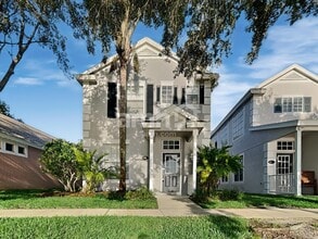 Building Photo - 9103 Crystal Commons Way