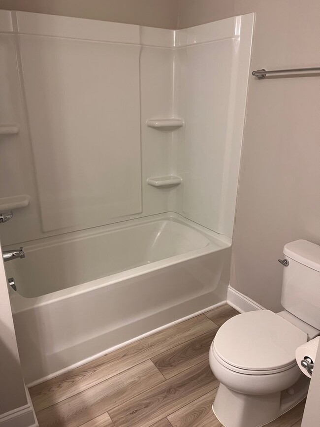 Building Photo - New 3 Bedroom 2.5 Bathroom Townhouse with ...