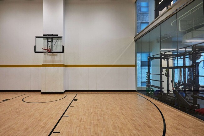 Building Photo - 1006 S Michigan Ave