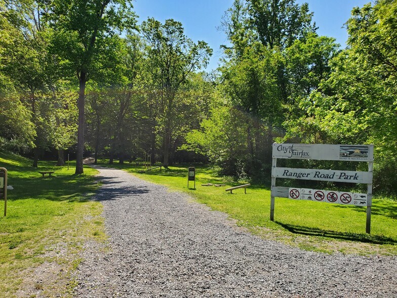 Building Photo - 3152 Bayswater Ct