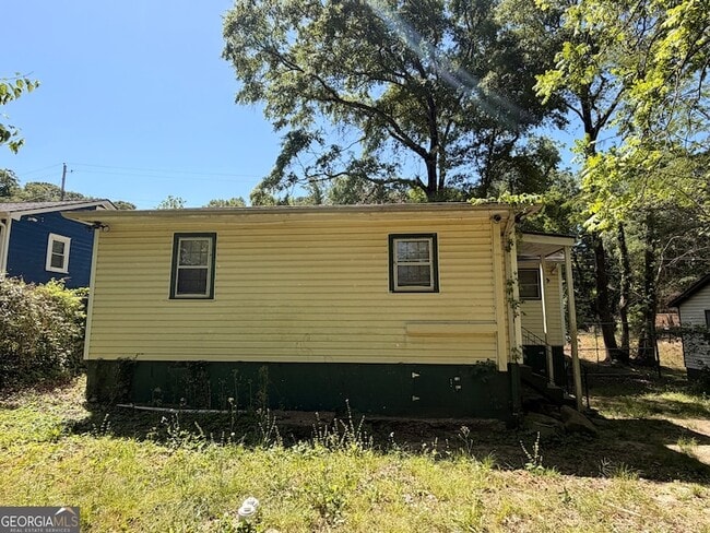 Building Photo - 2203 Tiger Flowers Dr NW