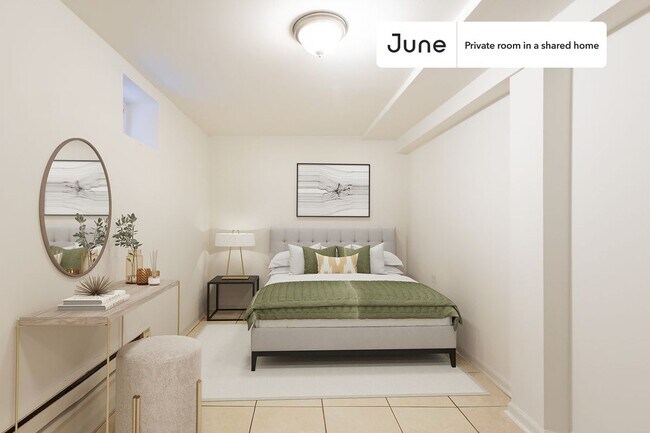 Primary Photo - Room in Shared 3 bed/1 bath home