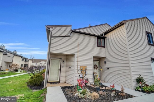 Building Photo - 46-6 Holly Dr