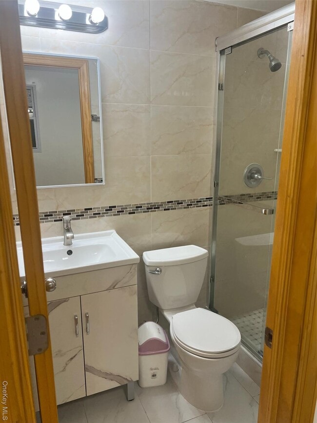 Building Photo - 170-11 Lithonia Ave