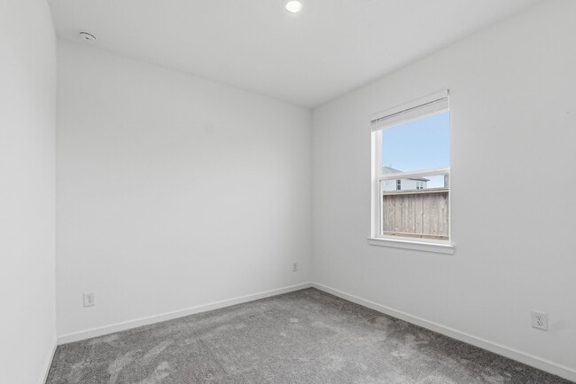 Building Photo - 9710 Rialto Hts Dr