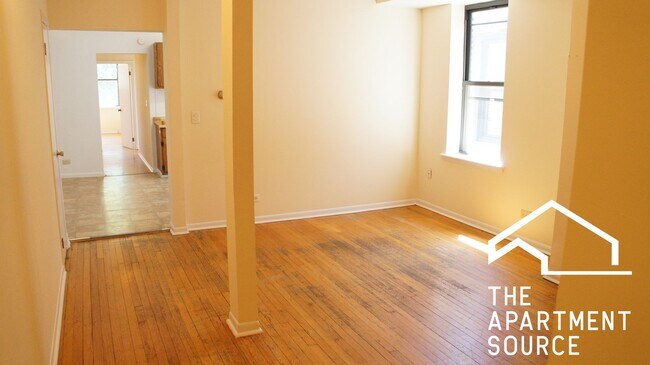 Building Photo - 2319 N Kedzie Blvd