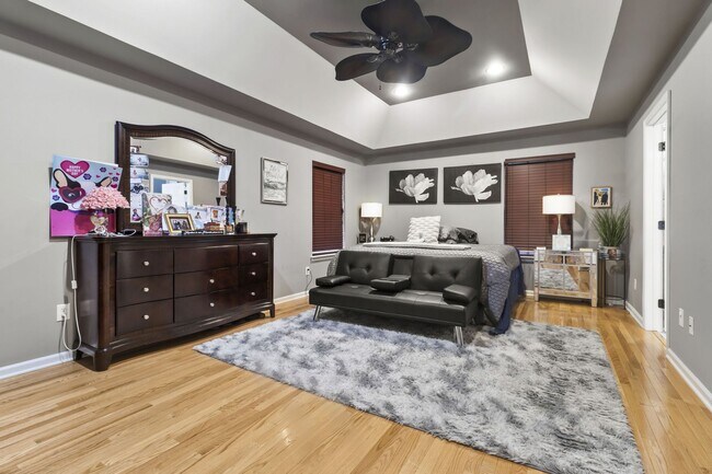 Building Photo - Located In Townsend Village