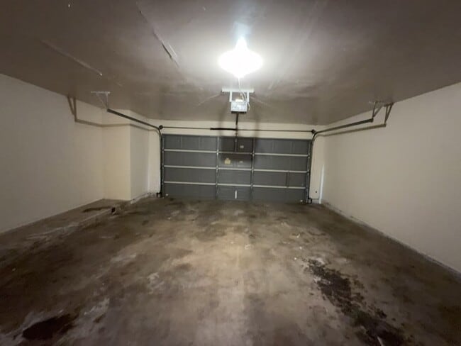 Building Photo - 5604 Ember Dr