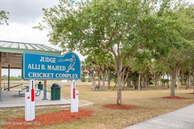 Building Photo - 352 Jacaranda Ave NW