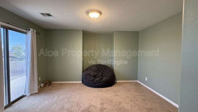 Building Photo - 3552 N Excalibur Pl