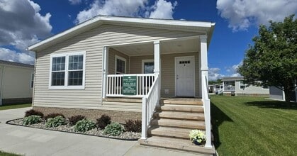 Building Photo - 52553 Elmcrest Ct