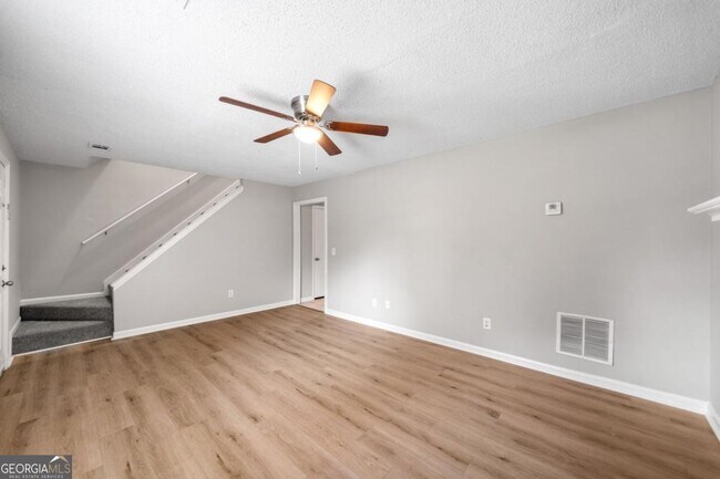 Building Photo - 112 Woodberry Ct