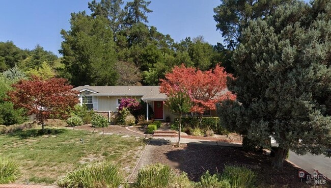 Primary Photo - 323 Rheem Blvd