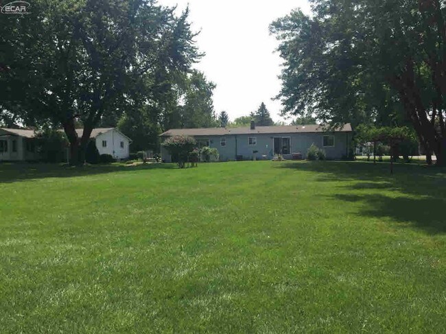 Building Photo - 5056 W Dodge Rd