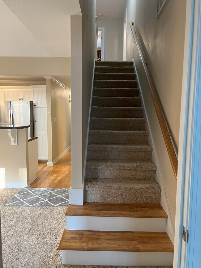 Building Photo - 376 Connor Cir