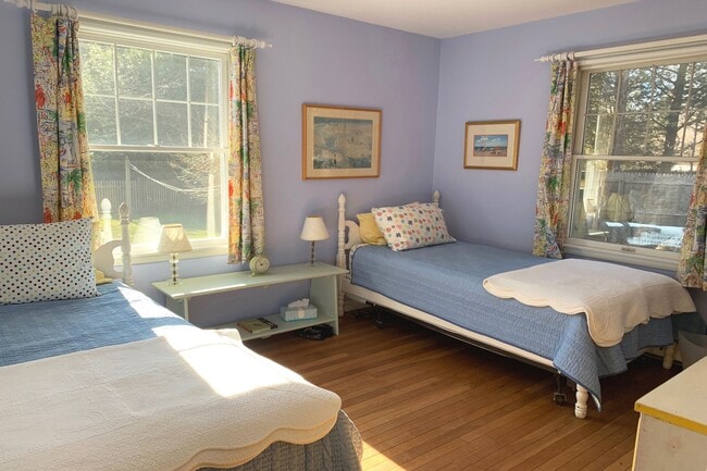 Building Photo - 166 Hog Creek Rd