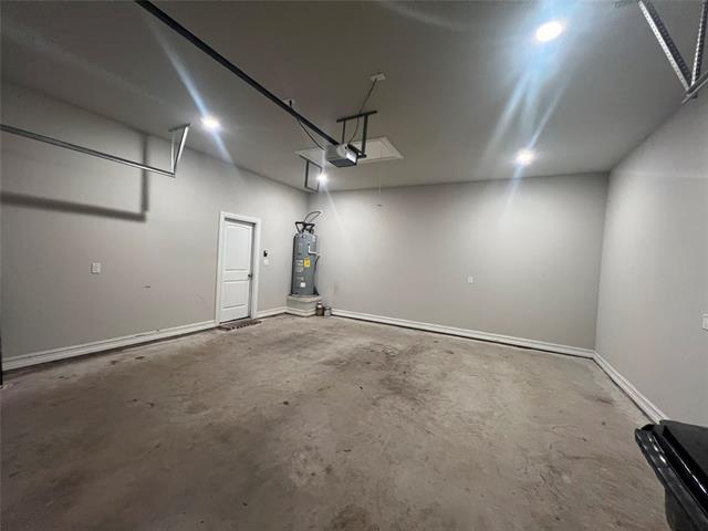 Building Photo - 2305 Bourland St