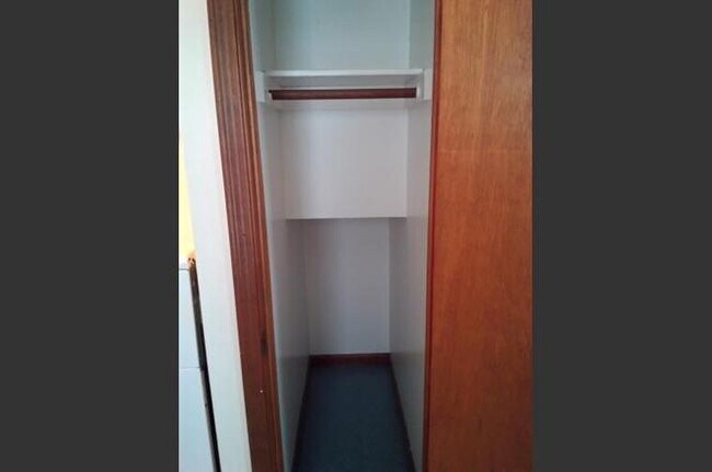 Building Photo - 625 Francis St