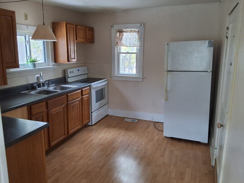 Building Photo - 1103 Market St