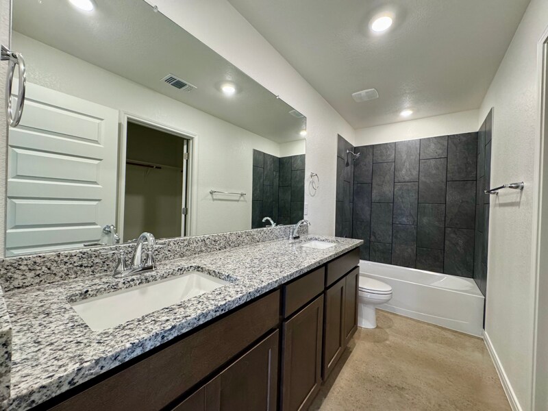 Building Photo - 914 Switchgrass Dr