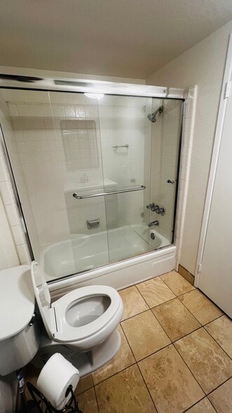 Guest Bathroom - 336 N Louise St