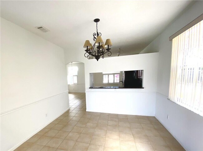 Building Photo - 11135 NW 46th Dr