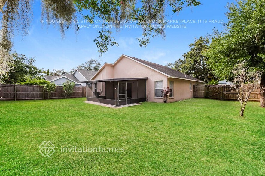 Building Photo - 10912 Brucehaven Dr